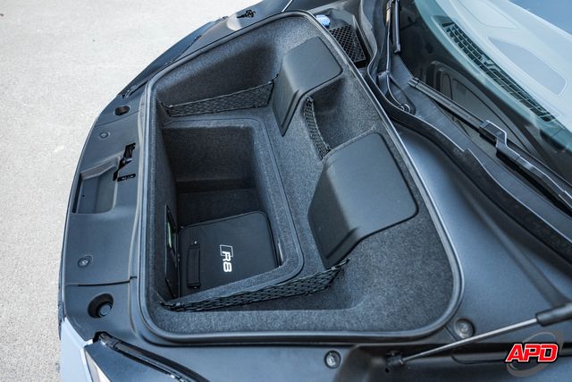 2018 Audi R8 Coupe V10 RWS 2018 Audi R8 Coupe V10 RWS