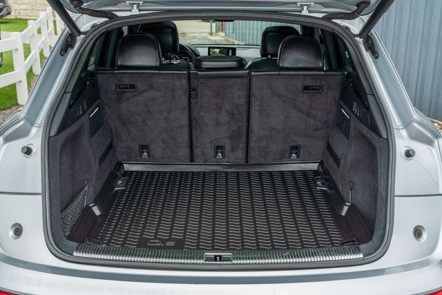 2018 Audi SQ5 3.0T Quattro Prestige / CLEAN CARFAX / LUXURY | Austin, TX | Rocky Mountain Truck Stop Austin