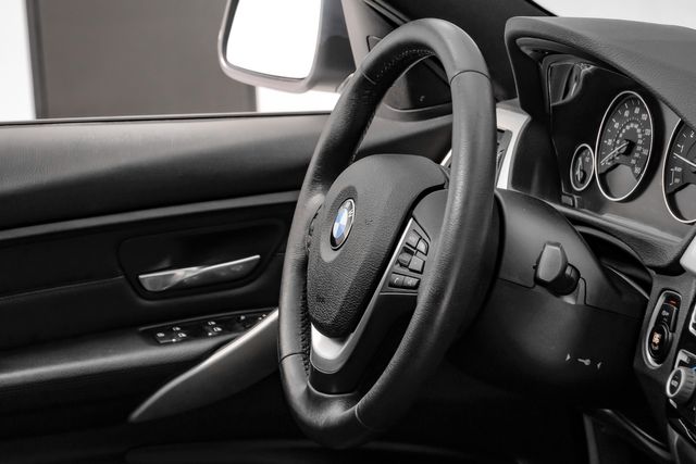 2018 BMW 3 Series 320i xDrive AWD Sport Navigation HeatedSeats | Dallas, TX | Stevens Motor Company LLC