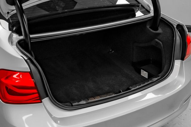 2018 BMW 3 Series 320i xDrive AWD Sport Navigation HeatedSeats | Dallas, TX | Stevens Motor Company LLC 2018 BMW 3 Series 320i xDrive AWD Sport Navigation HeatedSeats | Dallas, TX | Stevens Motor Company LLC