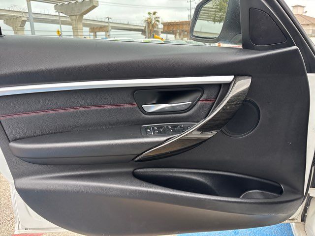 2018 BMW 3 Series 330i xDrive | San Antonio, TX | Clear Choice Automotive South
