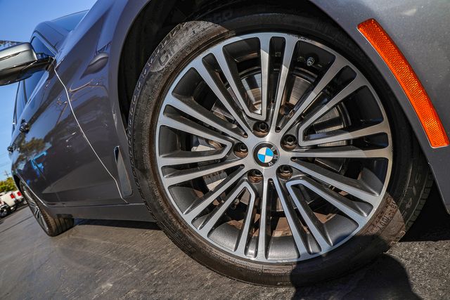 2018 BMW 5 Series 530i