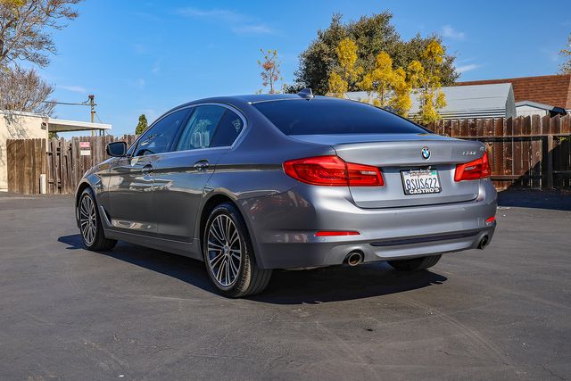 2018 BMW 5 Series 530i