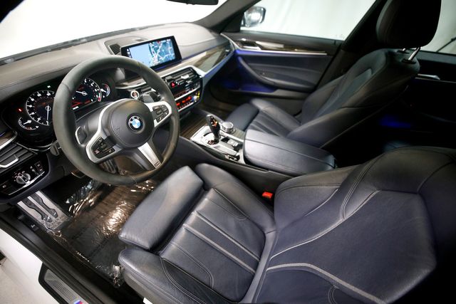 2018 BMW 5 Series 530i | Burbank, California | MDK International 2018 BMW 5 Series 530i | Burbank, California | MDK International