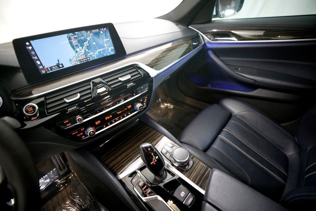 2018 BMW 5 Series 530i | Burbank, California | MDK International 2018 BMW 5 Series 530i | Burbank, California | MDK International