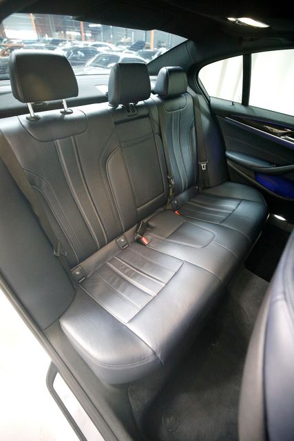 2018 BMW 5 Series 530i | Burbank, California | MDK International 2018 BMW 5 Series 530i | Burbank, California | MDK International