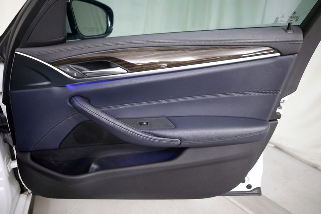 2018 BMW 5 Series 530i | Burbank, California | MDK International 2018 BMW 5 Series 530i | Burbank, California | MDK International