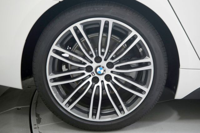 2018 BMW 5 Series 530i | Burbank, California | MDK International 2018 BMW 5 Series 530i | Burbank, California | MDK International