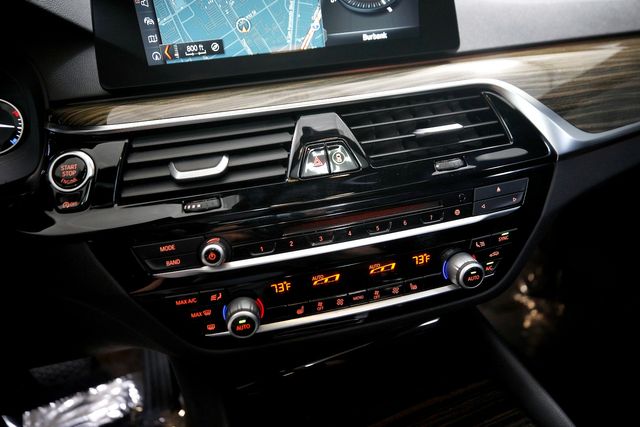 2018 BMW 5 Series 530i | Burbank, California | MDK International 2018 BMW 5 Series 530i | Burbank, California | MDK International