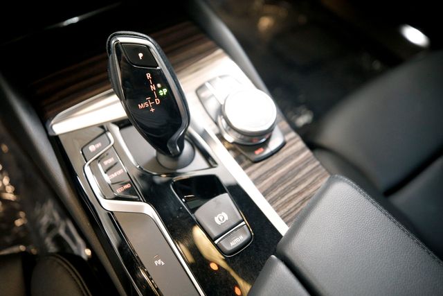 2018 BMW 5 Series 530i | Burbank, California | MDK International 2018 BMW 5 Series 530i | Burbank, California | MDK International