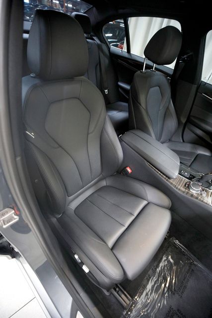 2018 BMW 5 Series 530i | Burbank, California | MDK International 2018 BMW 5 Series 530i | Burbank, California | MDK International