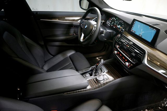 2018 BMW 5 Series 530i | Burbank, California | MDK International 2018 BMW 5 Series 530i | Burbank, California | MDK International