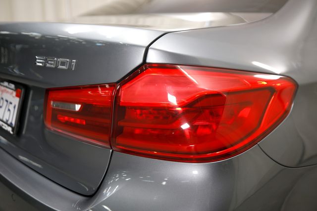 2018 BMW 5 Series 530i | Burbank, California | MDK International 2018 BMW 5 Series 530i | Burbank, California | MDK International