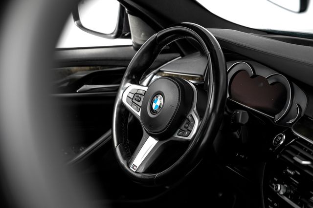 2018 BMW 5 Series 530i M-Sport DrvrAsstPkg ParkAsst HarmonKardon | Dallas, TX | Stevens Motor Company LLC