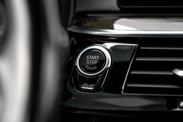 2018 BMW 5 Series 530i M-Sport DrvrAsstPkg ParkAsst HarmonKardon | Dallas, TX | Stevens Motor Company LLC