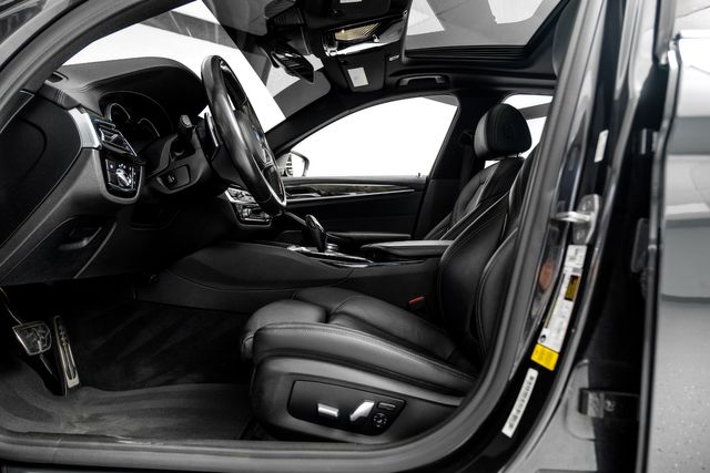2018 BMW 5 Series 530i M-Sport DrvrAsstPkg ParkAsst HarmonKardon | Dallas, TX | Stevens Motor Company LLC