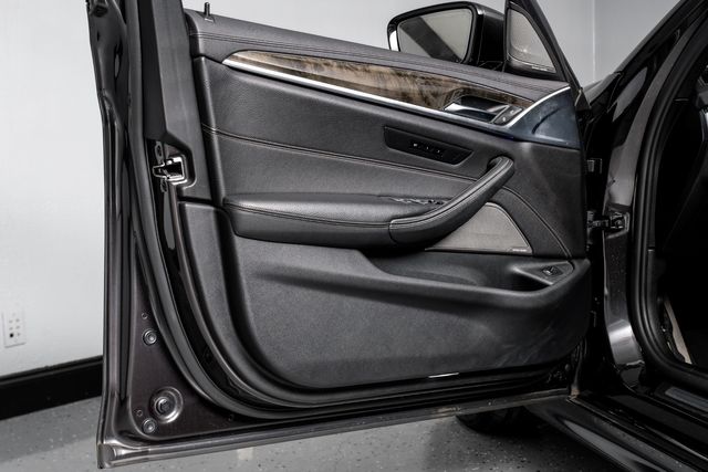 2018 BMW 5 Series 530i M-Sport DrvrAsstPkg ParkAsst HarmonKardon | Dallas, TX | Stevens Motor Company LLC