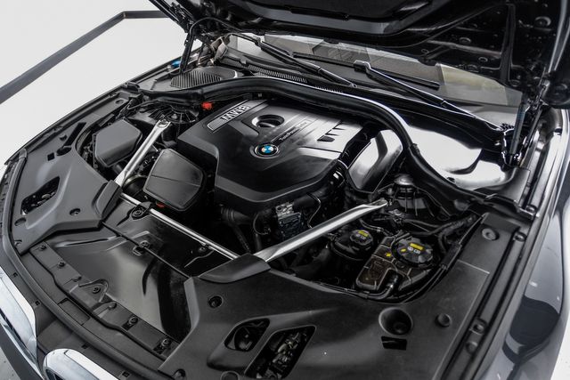 2018 BMW 5 Series 530i M-Sport DrvrAsstPkg ParkAsst HarmonKardon | Dallas, TX | Stevens Motor Company LLC 2018 BMW 5 Series 530i M-Sport DrvrAsstPkg ParkAsst HarmonKardon | Dallas, TX | Stevens Motor Company LLC