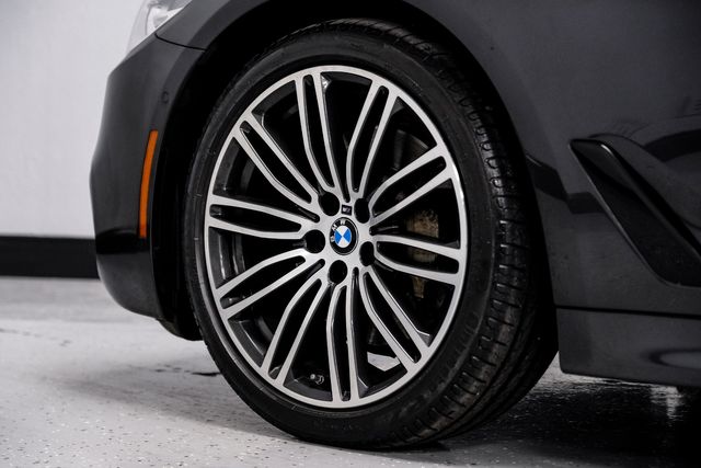 2018 BMW 5 Series 530i M-Sport DrvrAsstPkg ParkAsst HarmonKardon | Dallas, TX | Stevens Motor Company LLC 2018 BMW 5 Series 530i M-Sport DrvrAsstPkg ParkAsst HarmonKardon | Dallas, TX | Stevens Motor Company LLC