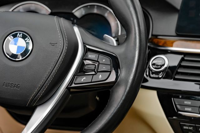 2018 BMW 5 Series 540i  LuxuryPkg PremiumPkg DriversAssist PerfectCF | Dallas, TX | Stevens Motor Company LLC