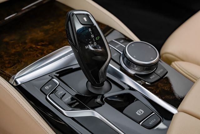 2018 BMW 5 Series 540i  LuxuryPkg PremiumPkg DriversAssist PerfectCF | Dallas, TX | Stevens Motor Company LLC