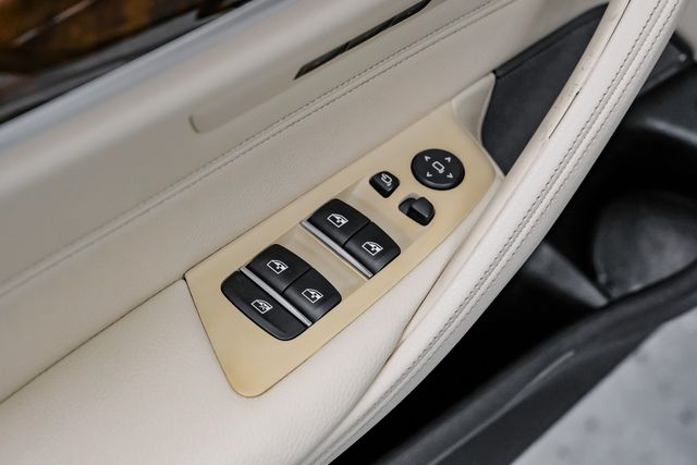 2018 BMW 5 Series 540i  LuxuryPkg PremiumPkg DriversAssist PerfectCF | Dallas, TX | Stevens Motor Company LLC