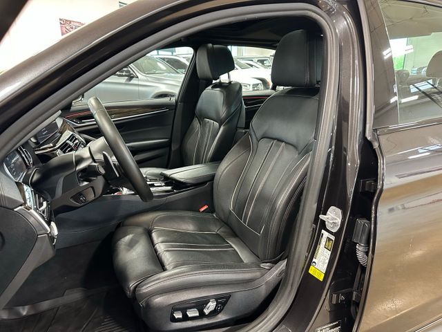 2018 BMW 5 Series 540i | Irving, Texas | Hopper Motorplex 2018 BMW 5 Series 540i | Irving, Texas | Hopper Motorplex