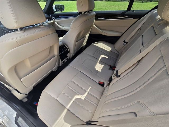 2018 BMW 5 Series 530i