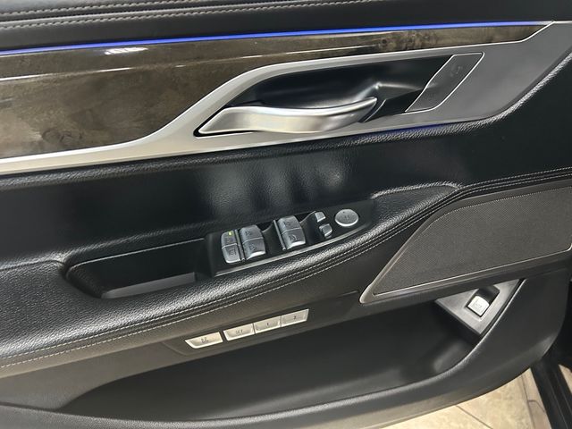 2018 BMW 7 Series 740i