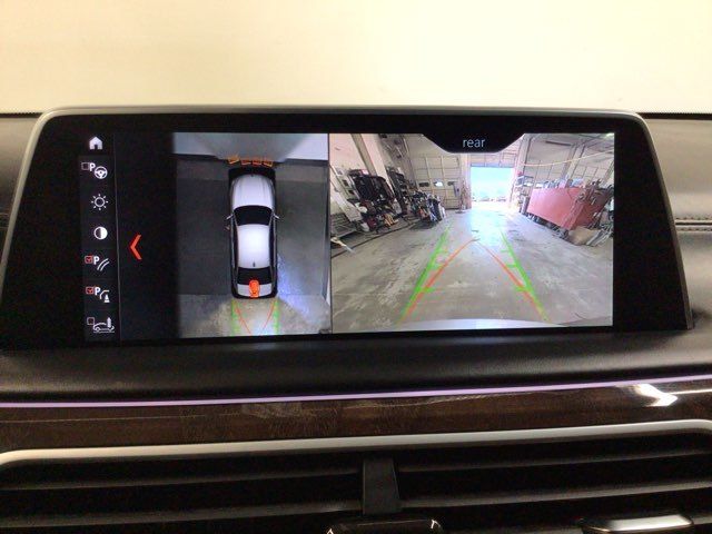 2018 BMW 7 Series 740i