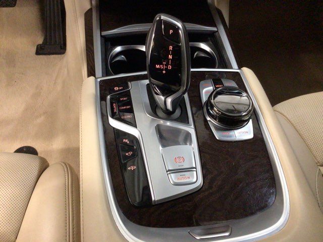 2018 BMW 7 Series 740i