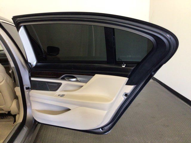 2018 BMW 7 Series 740i