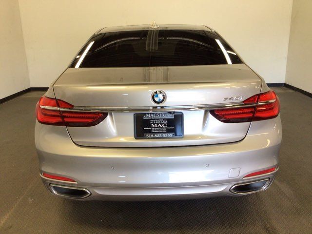 2018 BMW 7 Series 740i