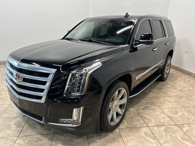 2018 Cadillac Escalade Luxury | Carrollton, TX | CarChoice.com