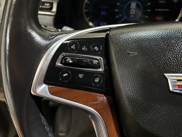 2018 Cadillac Escalade Luxury