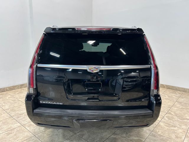 2018 Cadillac Escalade Luxury