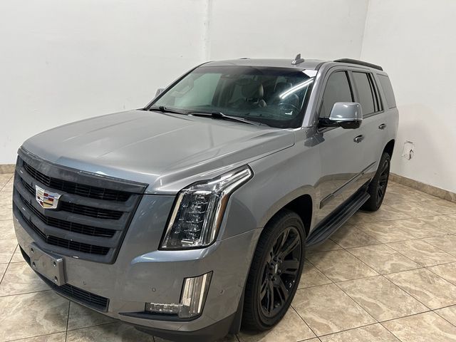 2018 Cadillac Escalade Luxury | Carrollton, TX | CarChoice.com