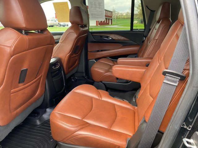 2018 Cadillac Escalade Premium Luxury | Ephrata, PA | Pine Tree Motors