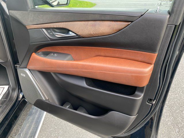 2018 Cadillac Escalade Premium Luxury | Ephrata, PA | Pine Tree Motors