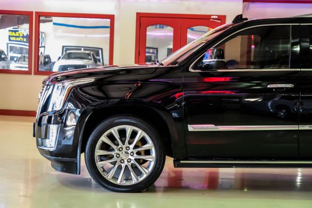 2018 Cadillac Escalade ESV Platinum | Addison, TX | Mr Car Guys