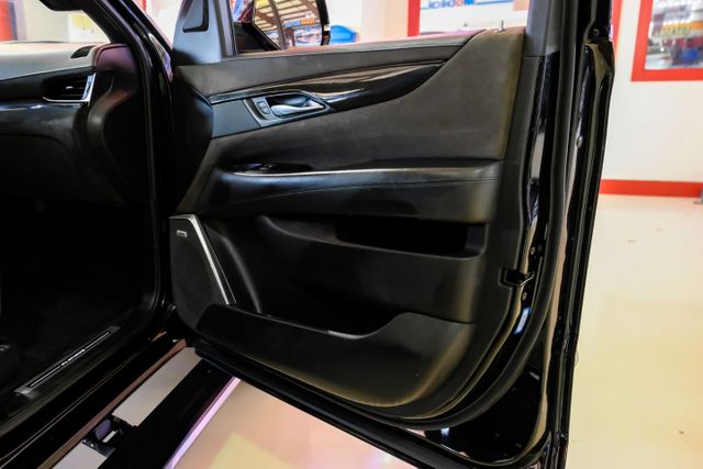 2018 Cadillac Escalade ESV Platinum | Addison, TX | Mr Car Guys 2018 Cadillac Escalade ESV Platinum | Addison, TX | Mr Car Guys