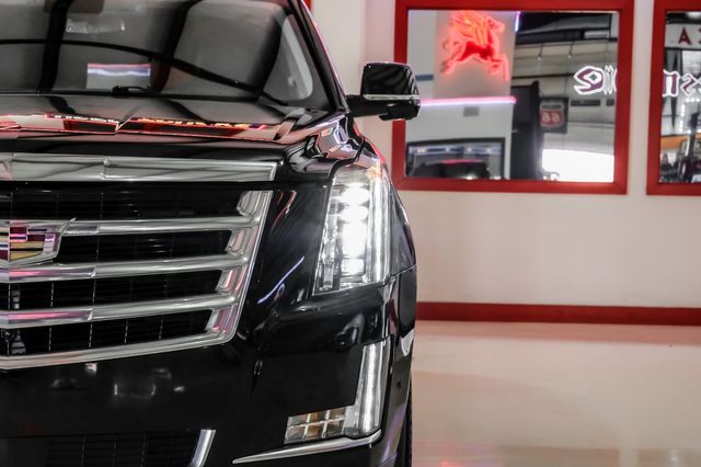 2018 Cadillac Escalade ESV Premium Luxury | New York, NY | Spincar Demo Account