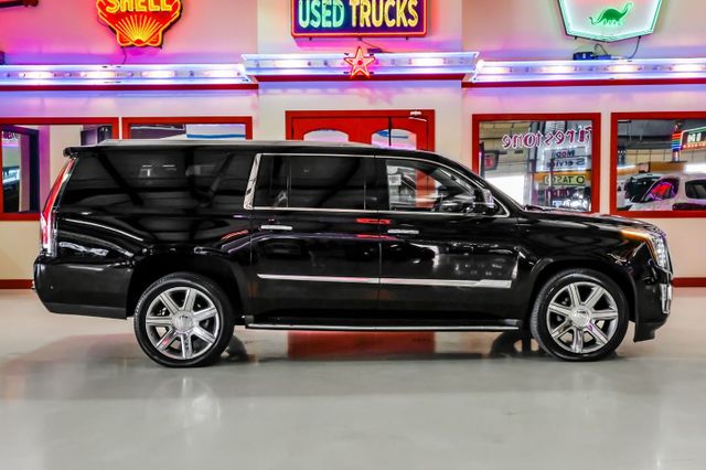 2018 Cadillac Escalade ESV Premium Luxury | Addison, TX | Mr Car Guys
