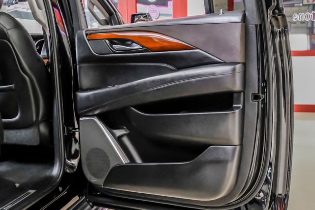 2018 Cadillac Escalade ESV Premium Luxury | Addison, TX | Mr Car Guys 2018 Cadillac Escalade ESV Premium Luxury | Addison, TX | Mr Car Guys