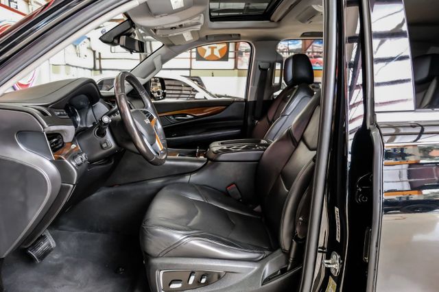 2018 Cadillac Escalade ESV Premium Luxury | Addison, TX | Mr Car Guys