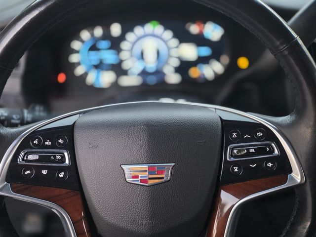 2018 Cadillac Escalade ESV Luxury | Reseda, CA | Angeles Auto Alliance