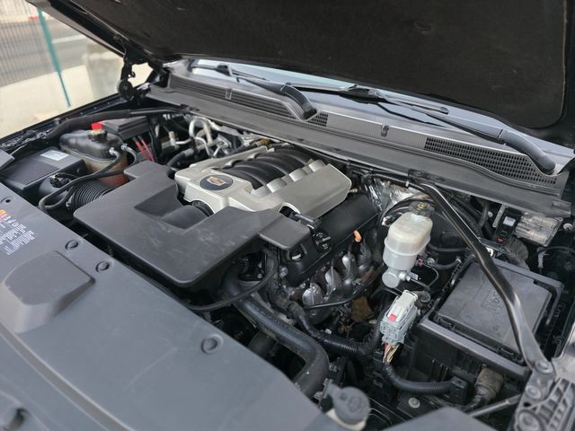 2018 Cadillac Escalade ESV Luxury | Reseda, CA | Angeles Auto Alliance