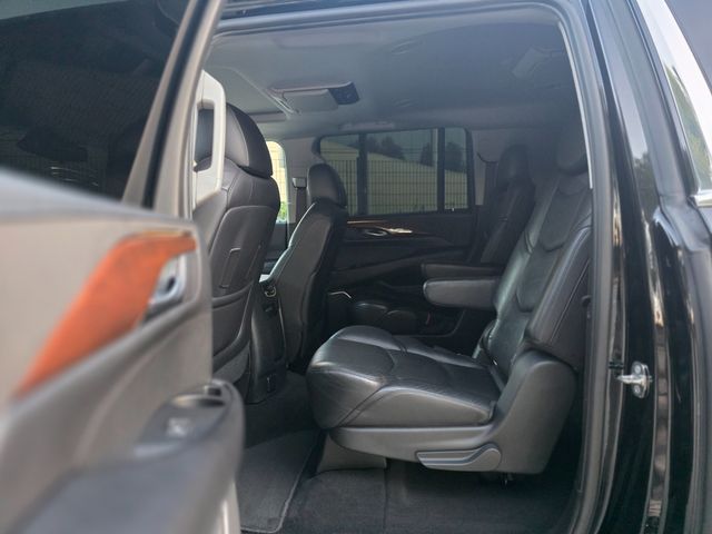 2018 Cadillac Escalade ESV Luxury | Reseda, CA | Angeles Auto Alliance 2018 Cadillac Escalade ESV Luxury | Reseda, CA | Angeles Auto Alliance