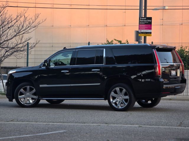 2018 Cadillac Escalade ESV Luxury | Reseda, CA | Angeles Auto Alliance