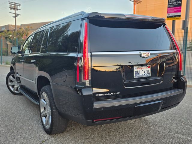 2018 Cadillac Escalade ESV Luxury | Reseda, CA | Angeles Auto Alliance 2018 Cadillac Escalade ESV Luxury | Reseda, CA | Angeles Auto Alliance